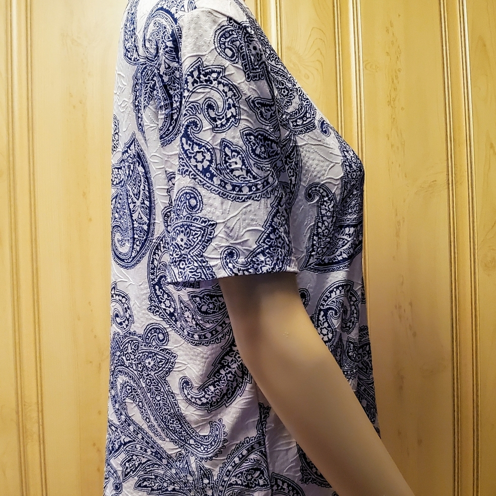 Paisley Blue and White Embroidered Tee - Picture 5 of 11